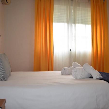 Hotel El Ancla Villanueva de la Canada Luaran gambar